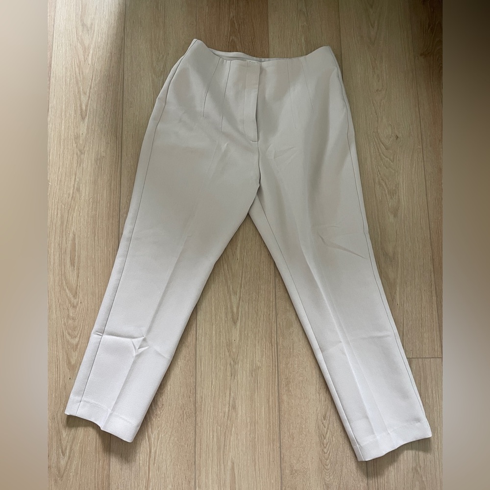A&F beige trousers